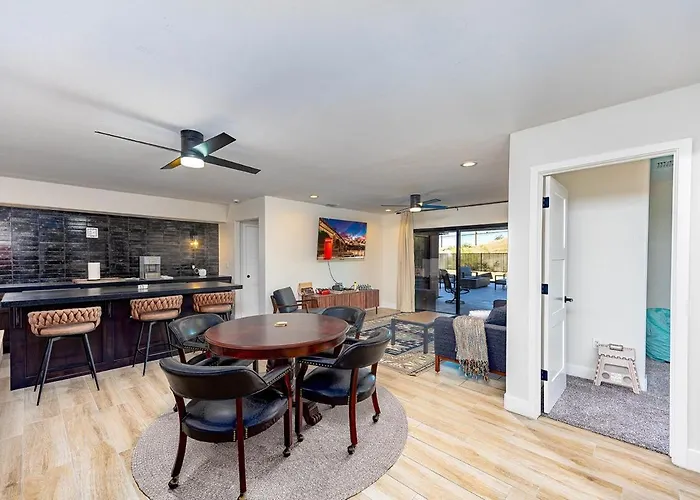 Ferienhaus Modern Havasu Escape Luxury Pool And Gourmet Grill With Fire Pit Lake Havasu City