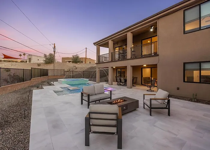Modern Havasu Escape Luxury Pool And Gourmet Grill With Fire Pit