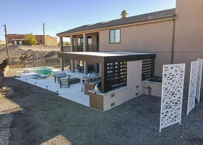 Modern Havasu Escape Luxury Pool And Gourmet Grill With Fire Pit Ferienhaus *