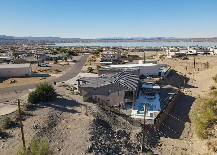 Modern Havasu Escape Luxury Pool And Gourmet Grill With Fire Pit Ferienhaus *